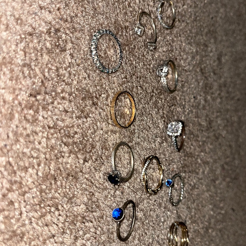 Pandora rings selling all of them for the price of one